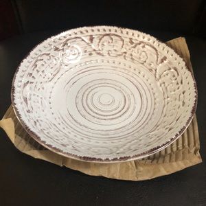 Decorative 8” bowl